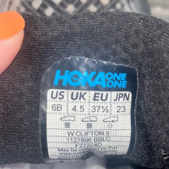 Hoka Clifton 9 women's training shoe SZ 6 - Picture 6 of 12